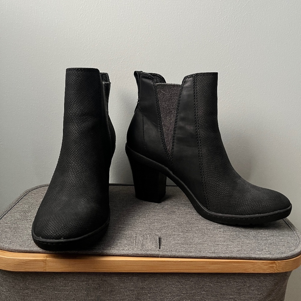 NWOT BareTraps DASHA Women's Black Ankle Boots Sz 8.5